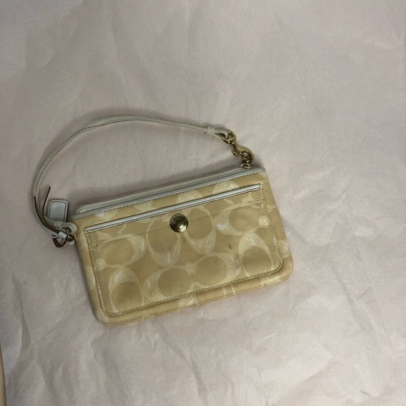 Coach wristlet - Picture 1 of 5